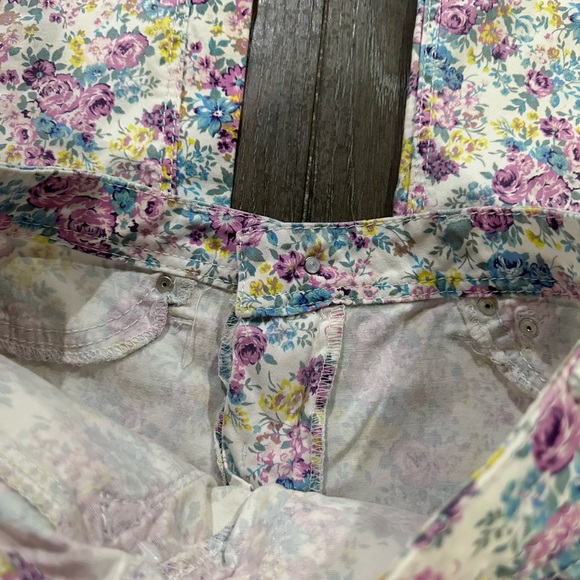 Bongo Floral Skinny Jeans - Picture 9 of 12